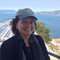 Suzanne Carlson Photo 17