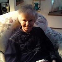 Robyn Larsen Photo 19