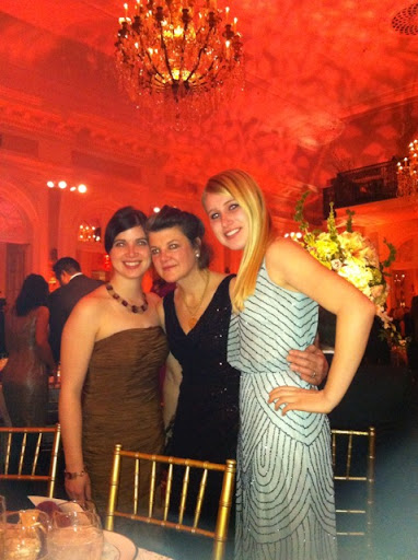 Elizabeth Dudley Photo 31