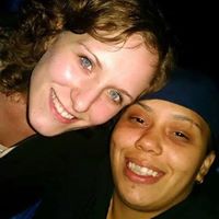 Sarah Bates Photo 15