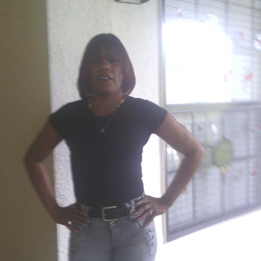 Nancy Burgos Photo 8