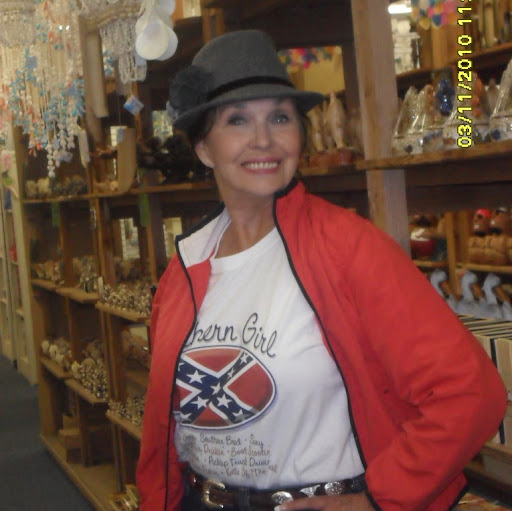 Faye Harris Photo 21