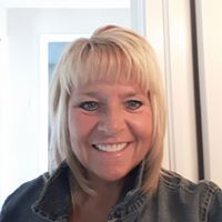 Lisa Whelan Photo 20