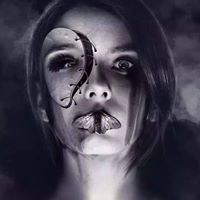 Lisa Bunker Photo 16