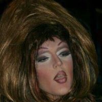 April Summers Photo 14