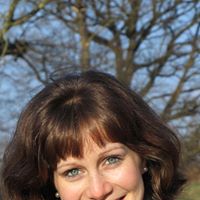 Geraldine Ross Photo 13