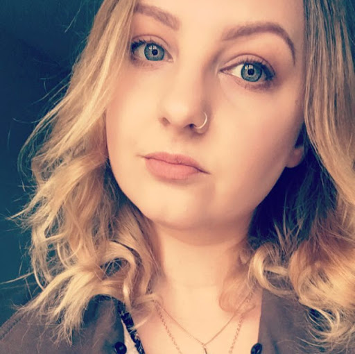 Rebecca Roe Photo 34