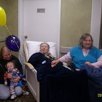 Holly Gibson Photo 9