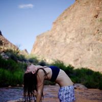 Hannah Singleton Photo 15