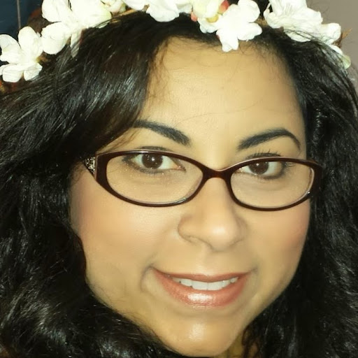 Michelle Serrano Photo 17