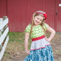 Christine Bragg Photo 13