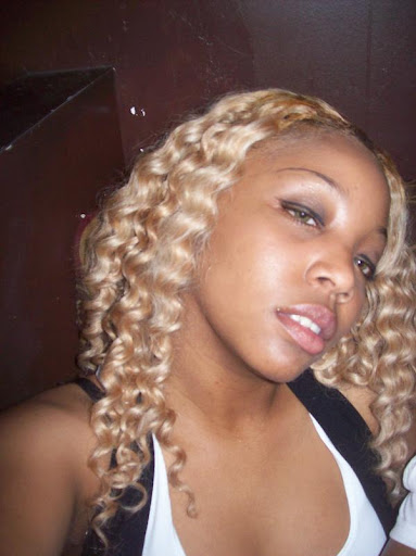 Alicia Taylor Photo 12