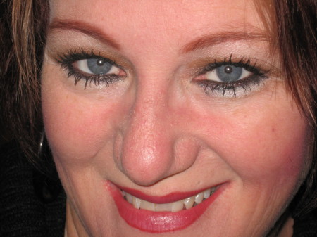 Debra Lynch Photo 24