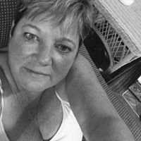 Suzanne Gavin Photo 20