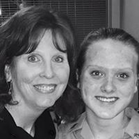 Paula Richard Photo 21