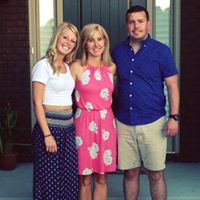 Julie Helton Photo 22