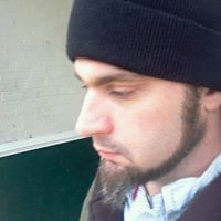 Sean Holland Photo 11