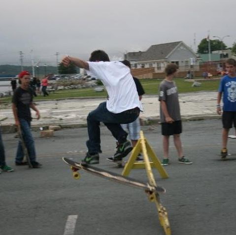 Thomas Lloyd Photo 54