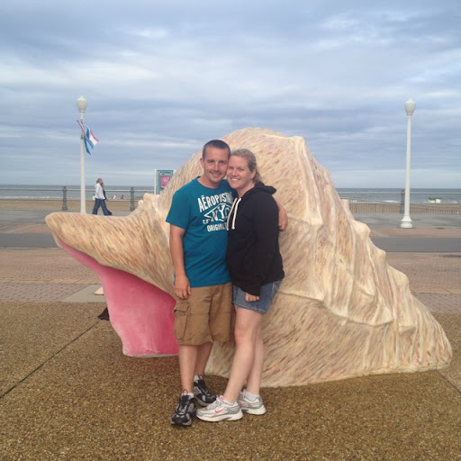 Michelle Roach Photo 33