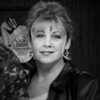 Tamara Collins Photo 17