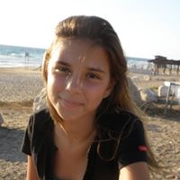 Caroline Witt Photo 9