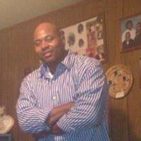 Dennis Strong Photo 17