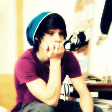 Alexander Lynn Photo 8