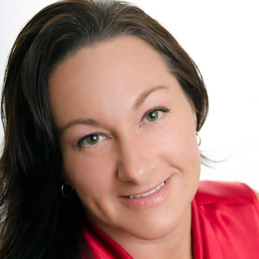 Gloria Thomas Photo 6