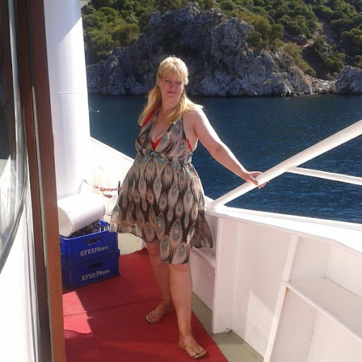 Tracey Mitchell Photo 43