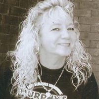 Vicki Childers Photo 19