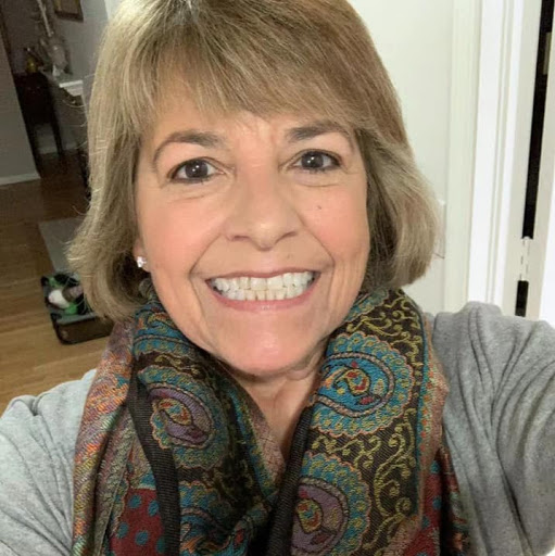 Julie Bradley Photo 13