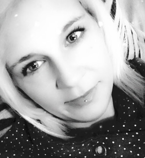 Sandra Urban Photo 12