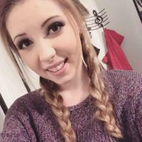 Hannah Andrews Photo 38