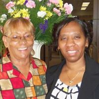 Laura Batchelor Photo 13