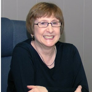 Annette Riley Photo 15