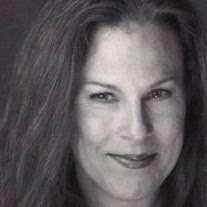 Terri Reilly Photo 8