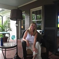 Michele Lane Photo 36