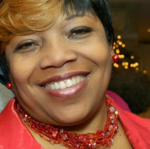 Joyce Ellison Photo 16