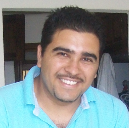 Alejandro Torres Photo 13
