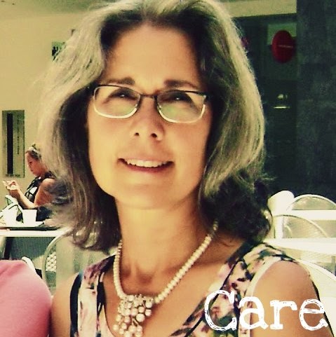 Carolyn Hanson Photo 37