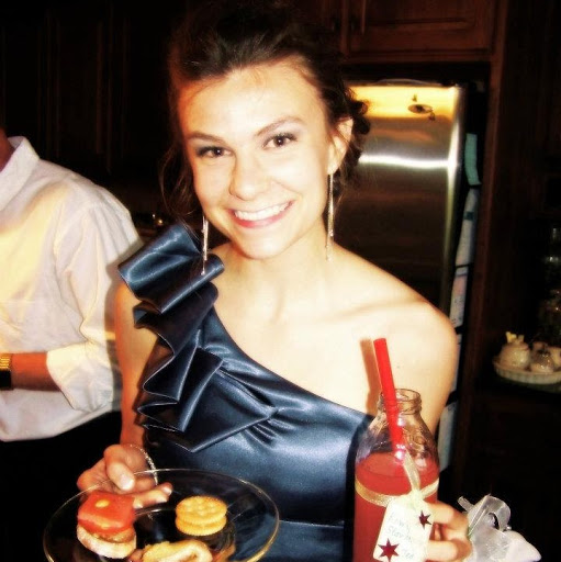 Jennifer Bliss Photo 20