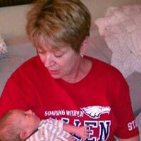 Debbie Travis Photo 32