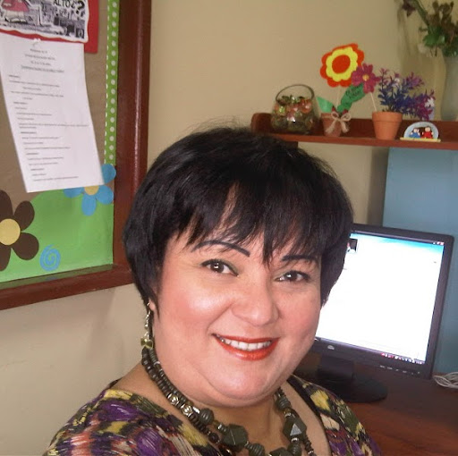 Migdalia Medina Photo 9