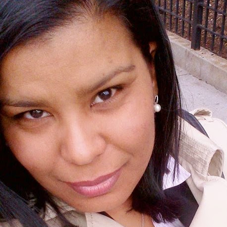 Carol Flores Photo 14