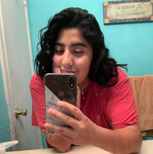 Adrianna Rodriguez Photo 28