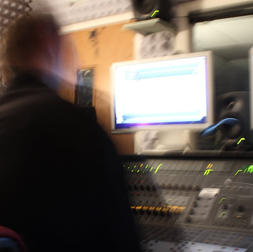 Alex Abbott Photo 10