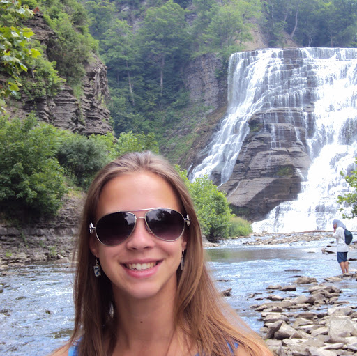 Meredith Morgan Photo 32