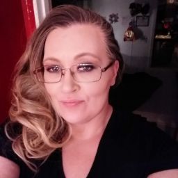 Jennifer Hale Photo 28