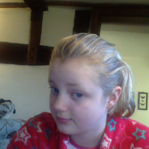 Ruth Nicholls Photo 12