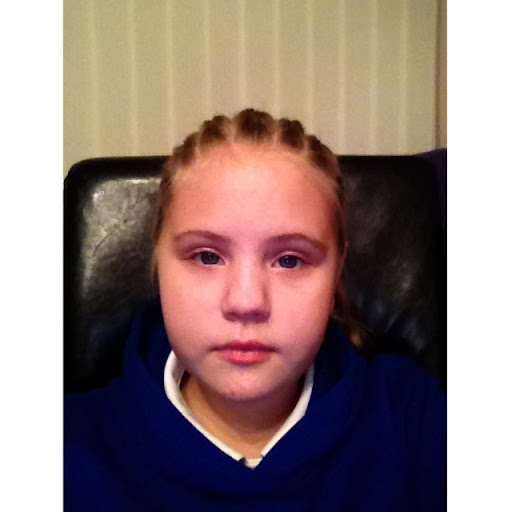 Laura Naylor Photo 13